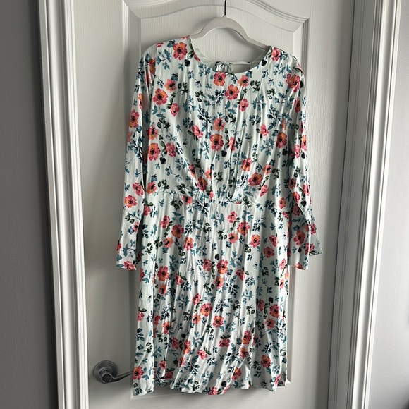 LOFT Dresses & Skirts - LOFT Blue Pink A-line Dress with Bishop Sleeves